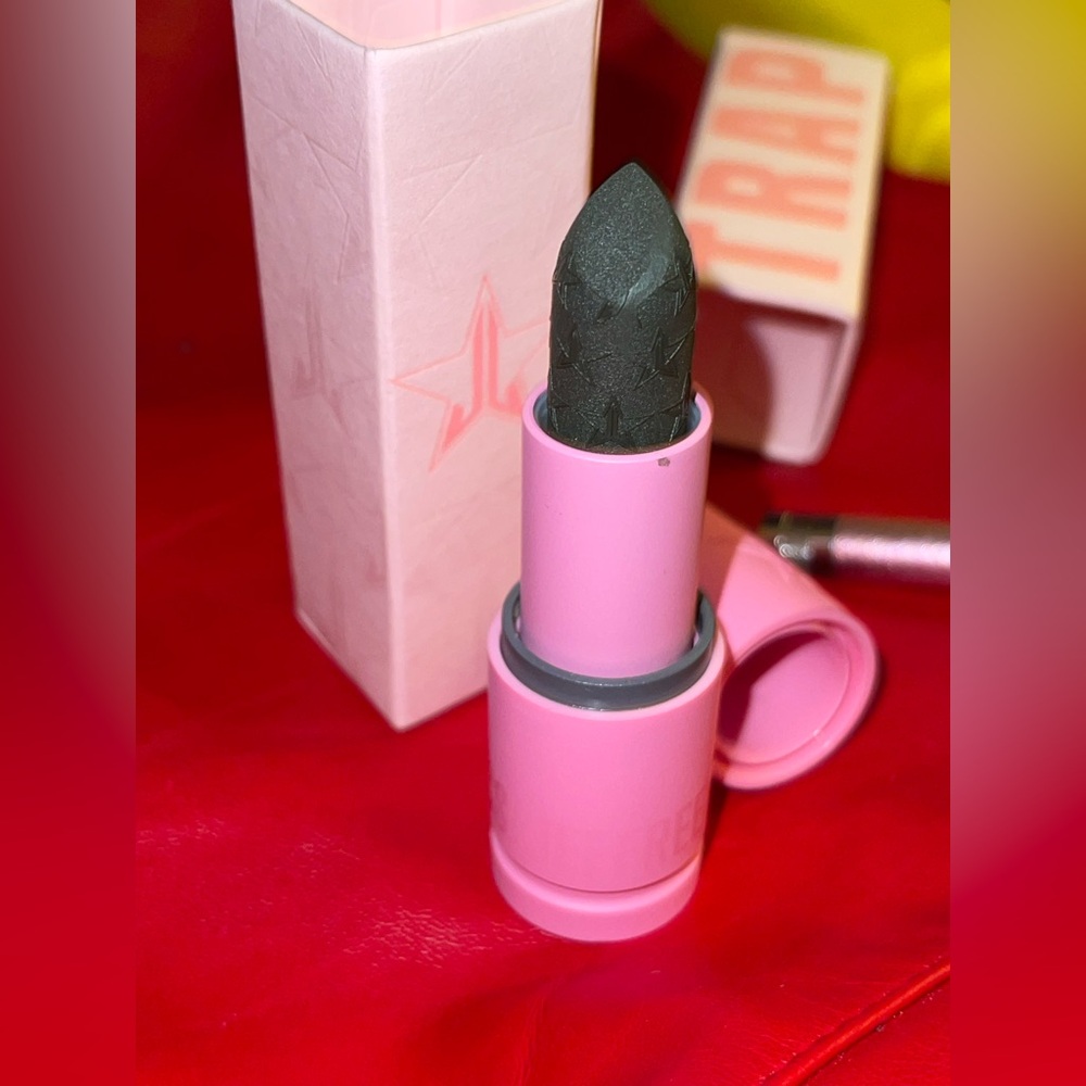 Jeffree Star Velvet Trap Lipstick Color So Jade NIB